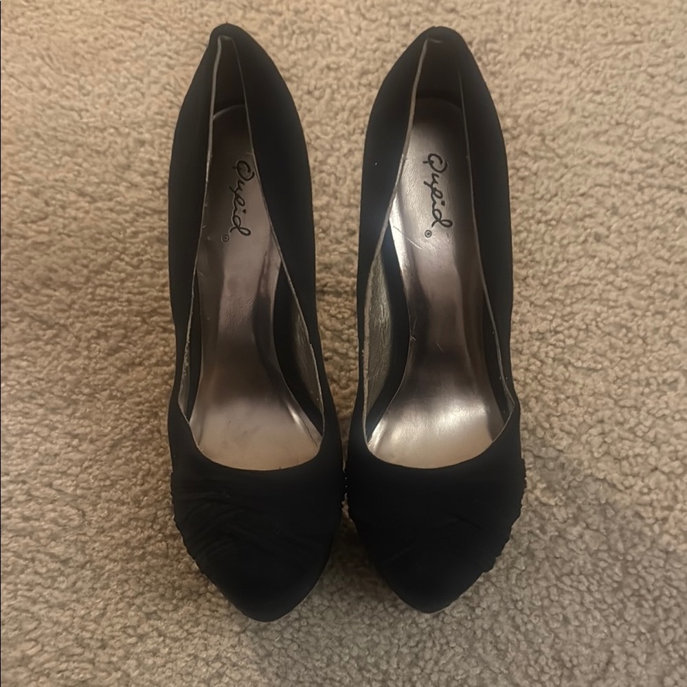 Qupid Black Women's Pumps